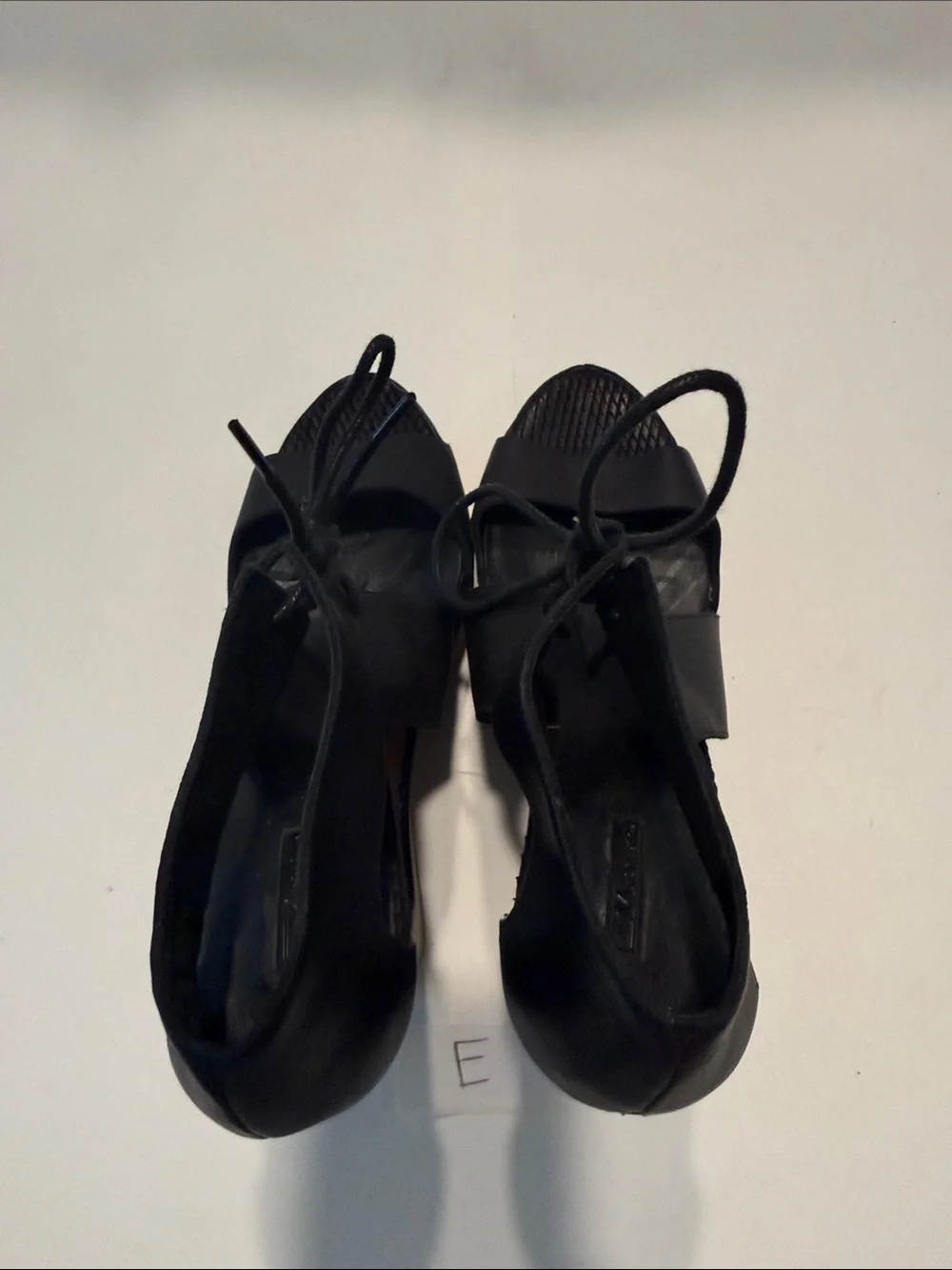Matiko elegant black